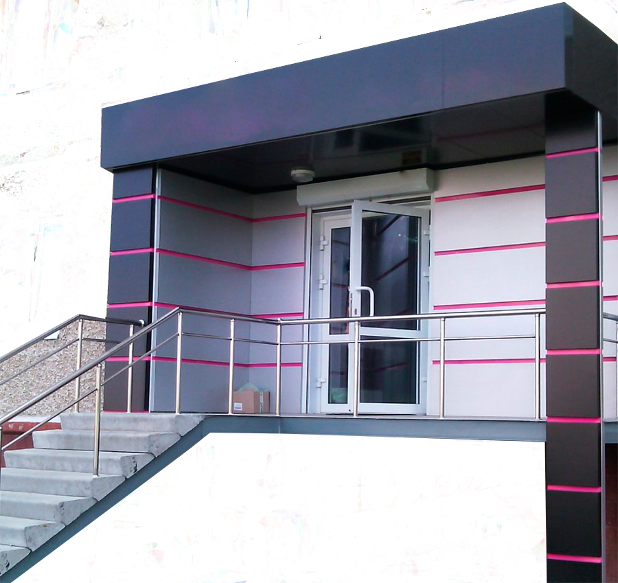 Входная группа нежилого помещения в г Брянск